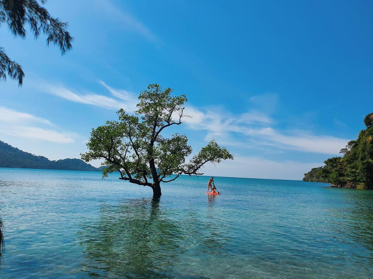 Coral Cove Beachfront Villa - Koh Chang Exterior foto